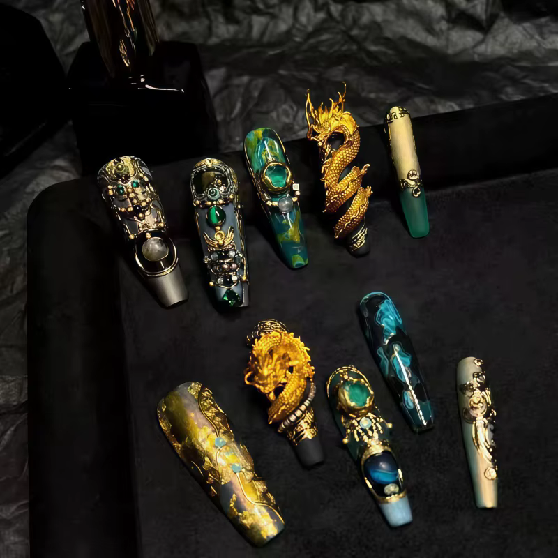 Nouveau moule à ongles 3D en silicone Dragon King