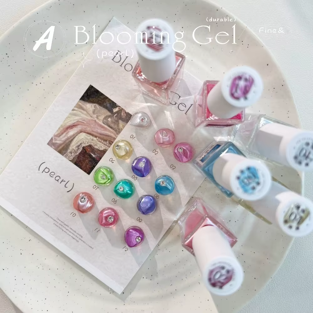 Vernis à ongles effet marbre Pearl Blooming