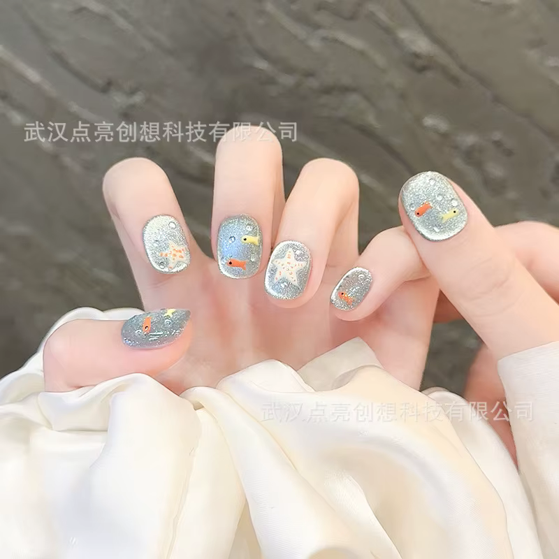 10 pièces/ensemble ongles à pression faits à la main-bleu brillant poisson et bulles conception faux