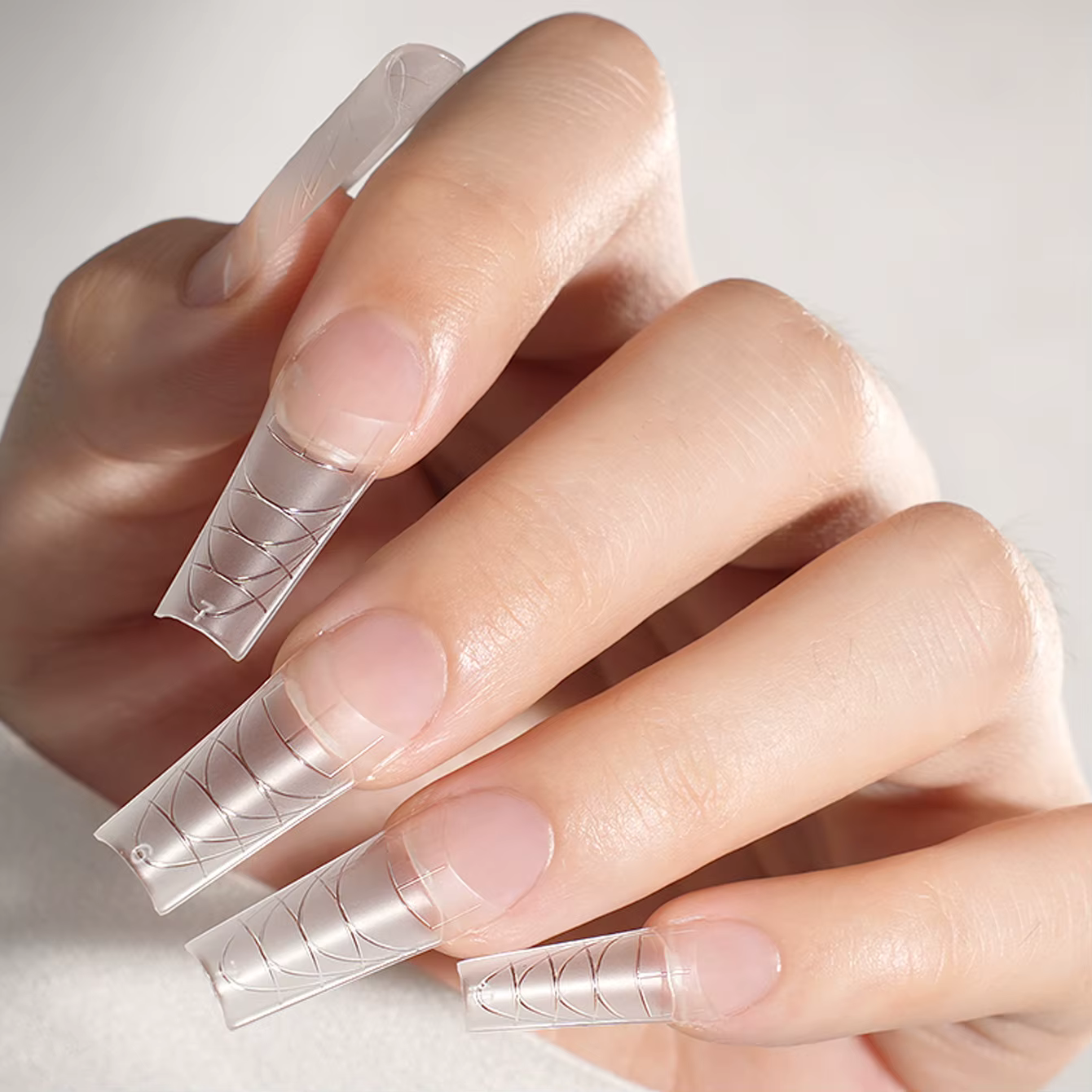 630 pièces pointes d'ongles de cercueil longs et transparents