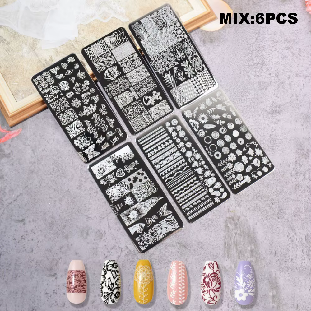 Plaques de tamponnage pour nail art de formes variées