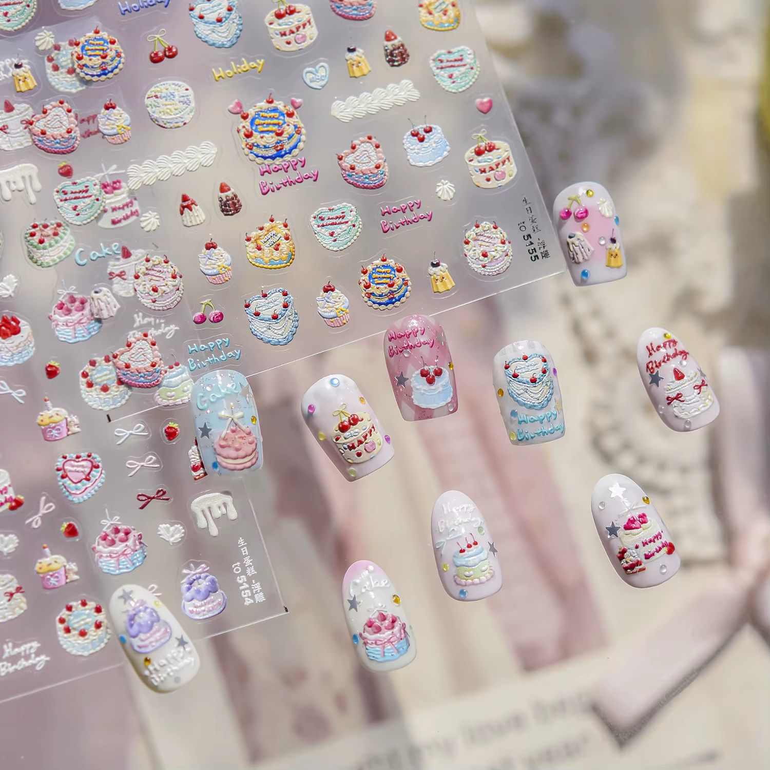 Autocollants de gâteau joyeux anniversaire pour ongles