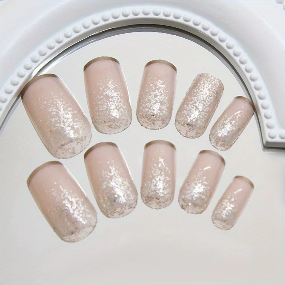 Faux ongles carrés moyens pour femmes et filles