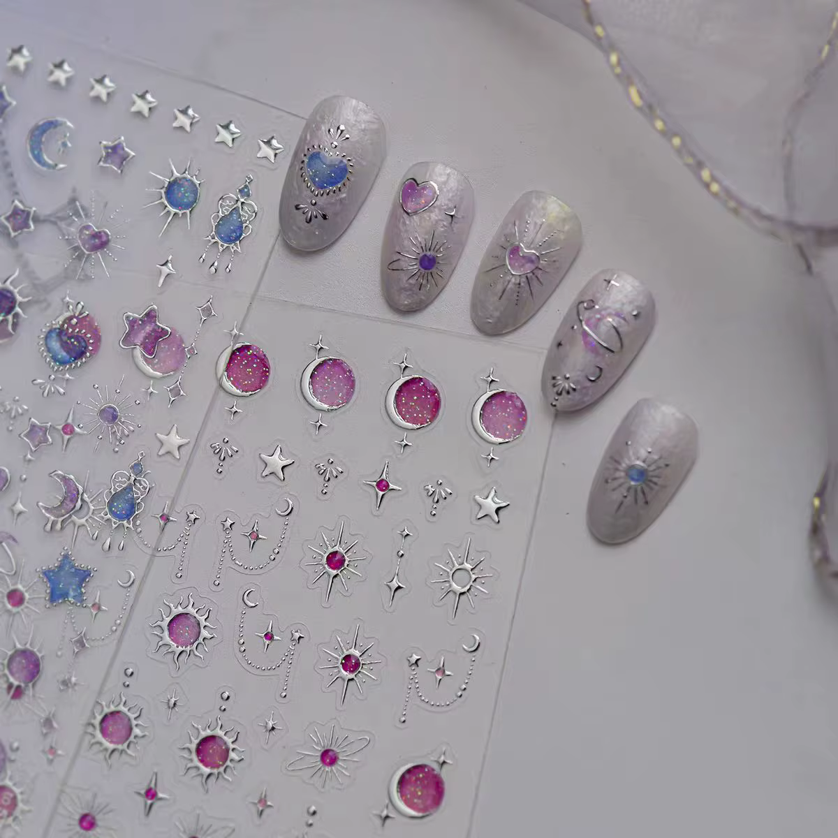 Autocollants pour ongles en forme d'étoile à cinq branches colorés