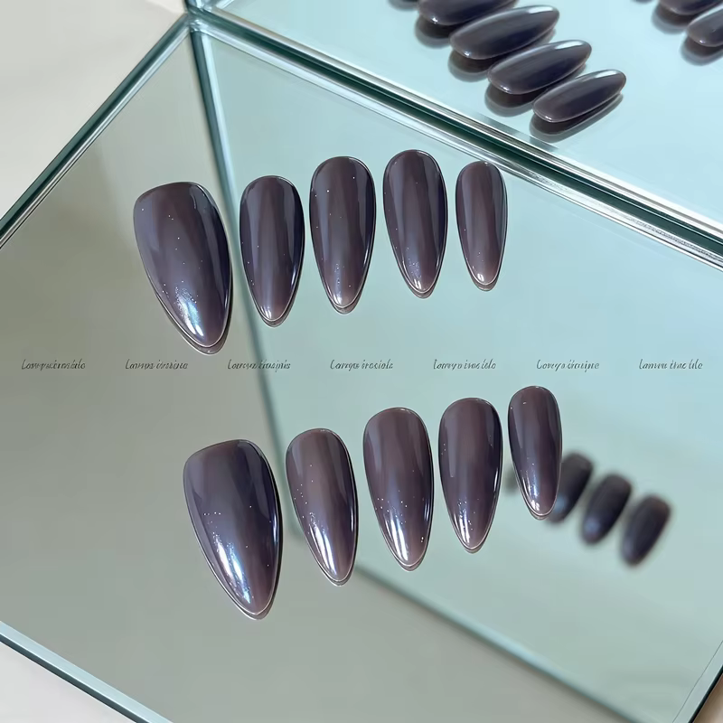10 pièces presse à la main sur les ongles couleur noire de pistolet Aurora acrylique faux