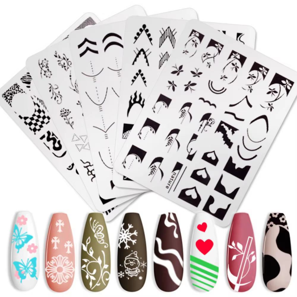 Nouveaux pochoirs pour nail art français : motifs floraux