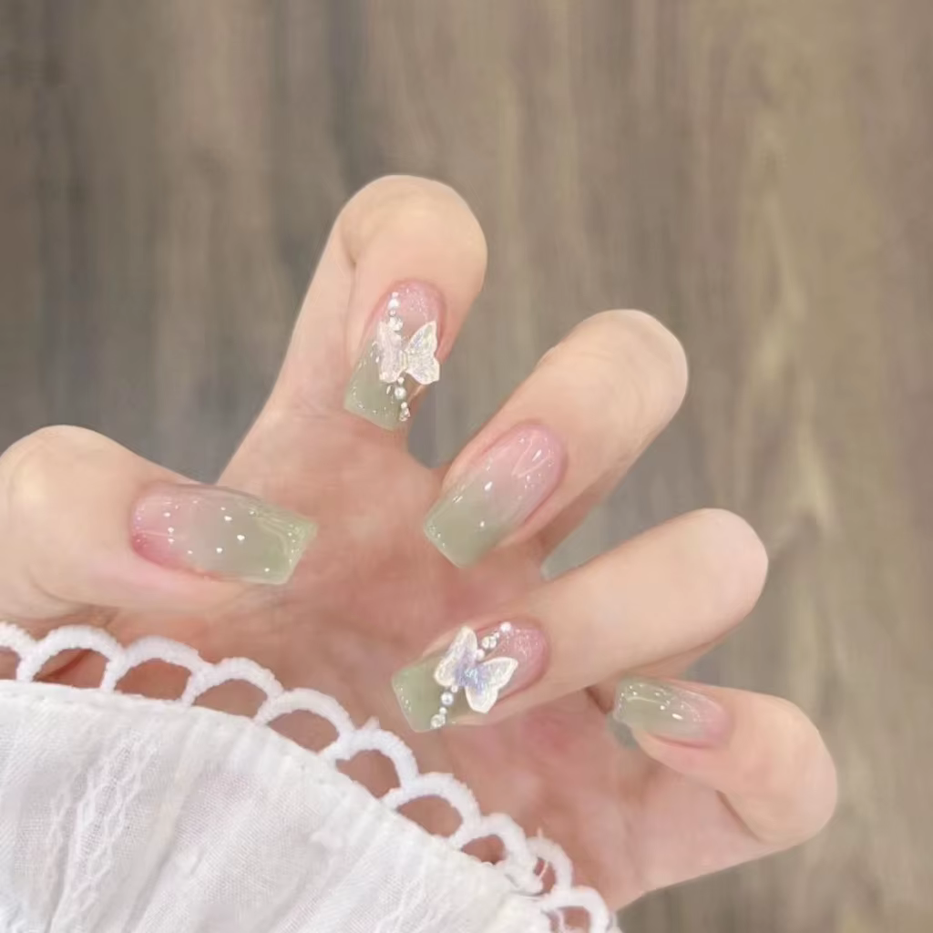 Faux ongles d'été frais faits main