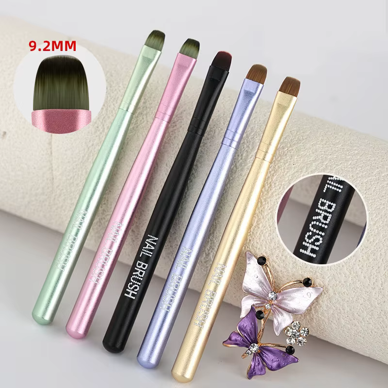 5 stylos pinceaux à ongles de couleurs variées pour la photothérapie