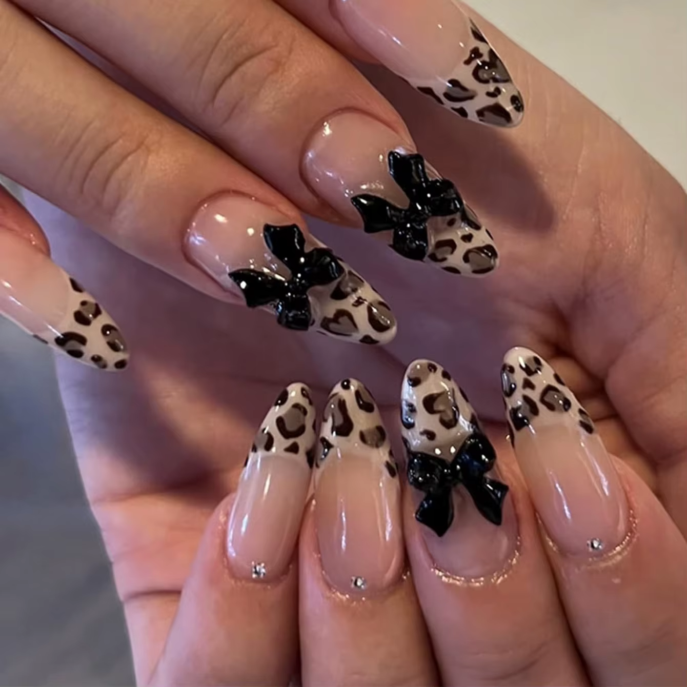 10 pièces-XS/S/M français amande presse sur ongles imprimé léopard faux