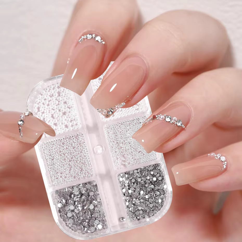 Strass 3D pour Nail Art