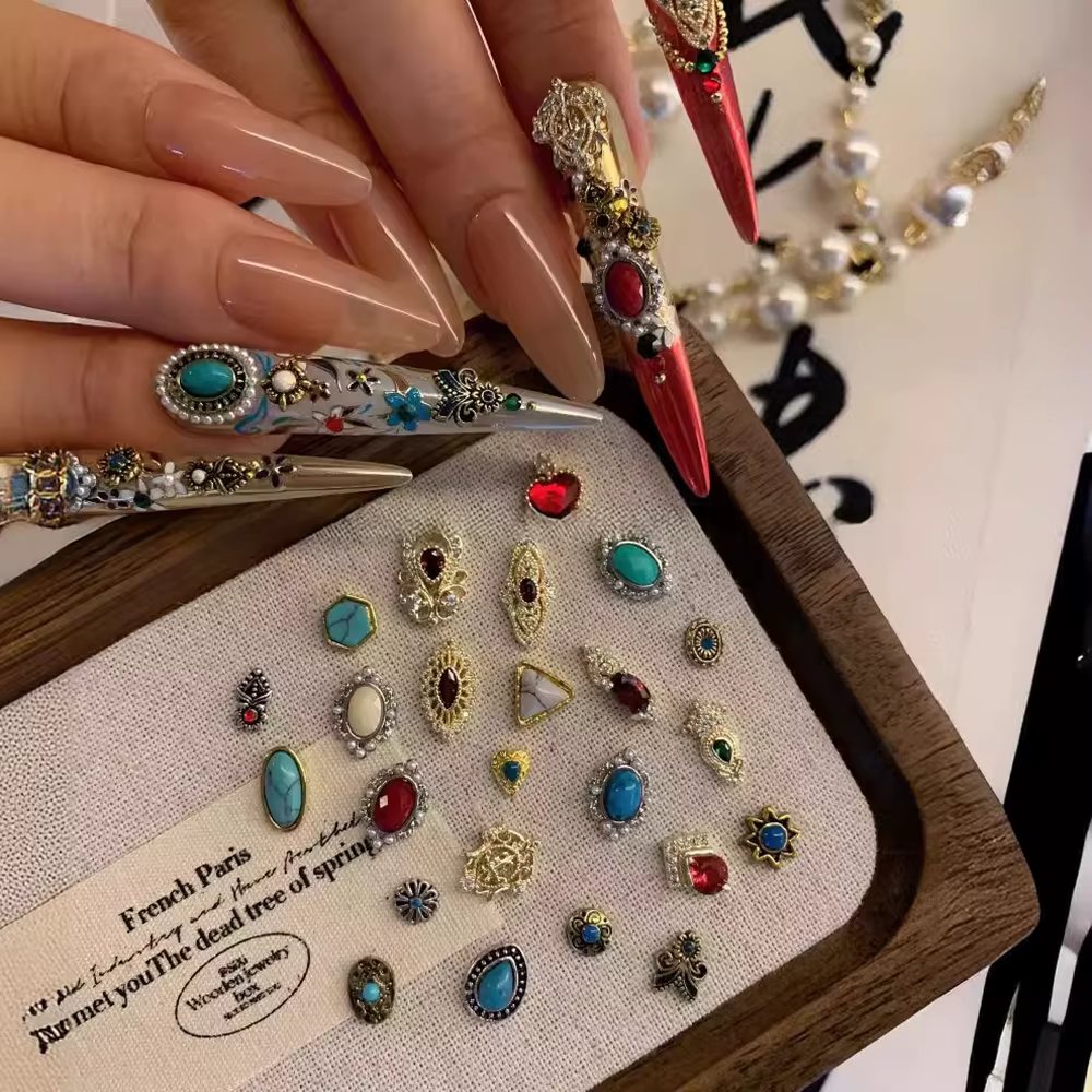 Breloques bohème pour Nail Art