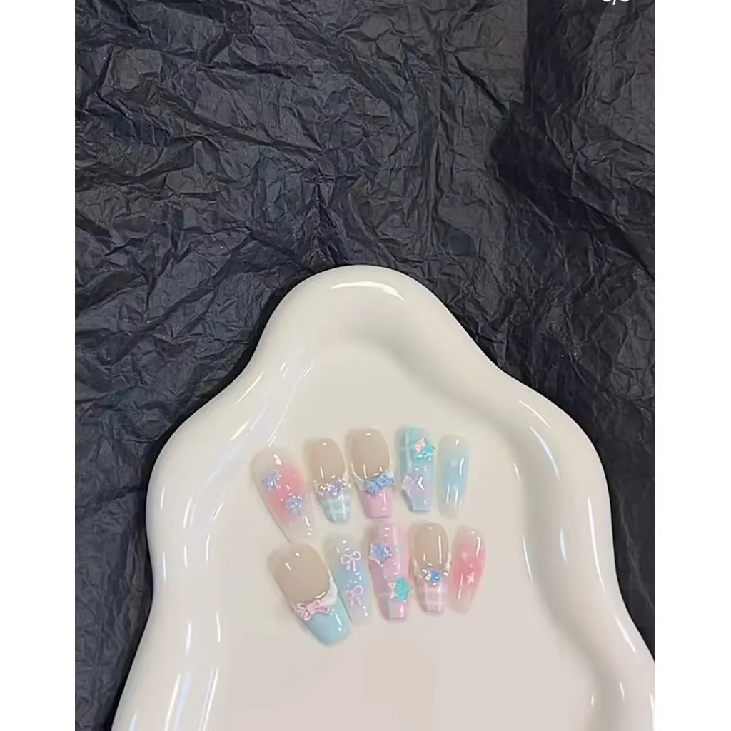 Bleu rose Etoiles Convenience Store Ongles portables faits à la main Macaron d'été Français Nail Art Sweet Cute Dreamy Bow Blush