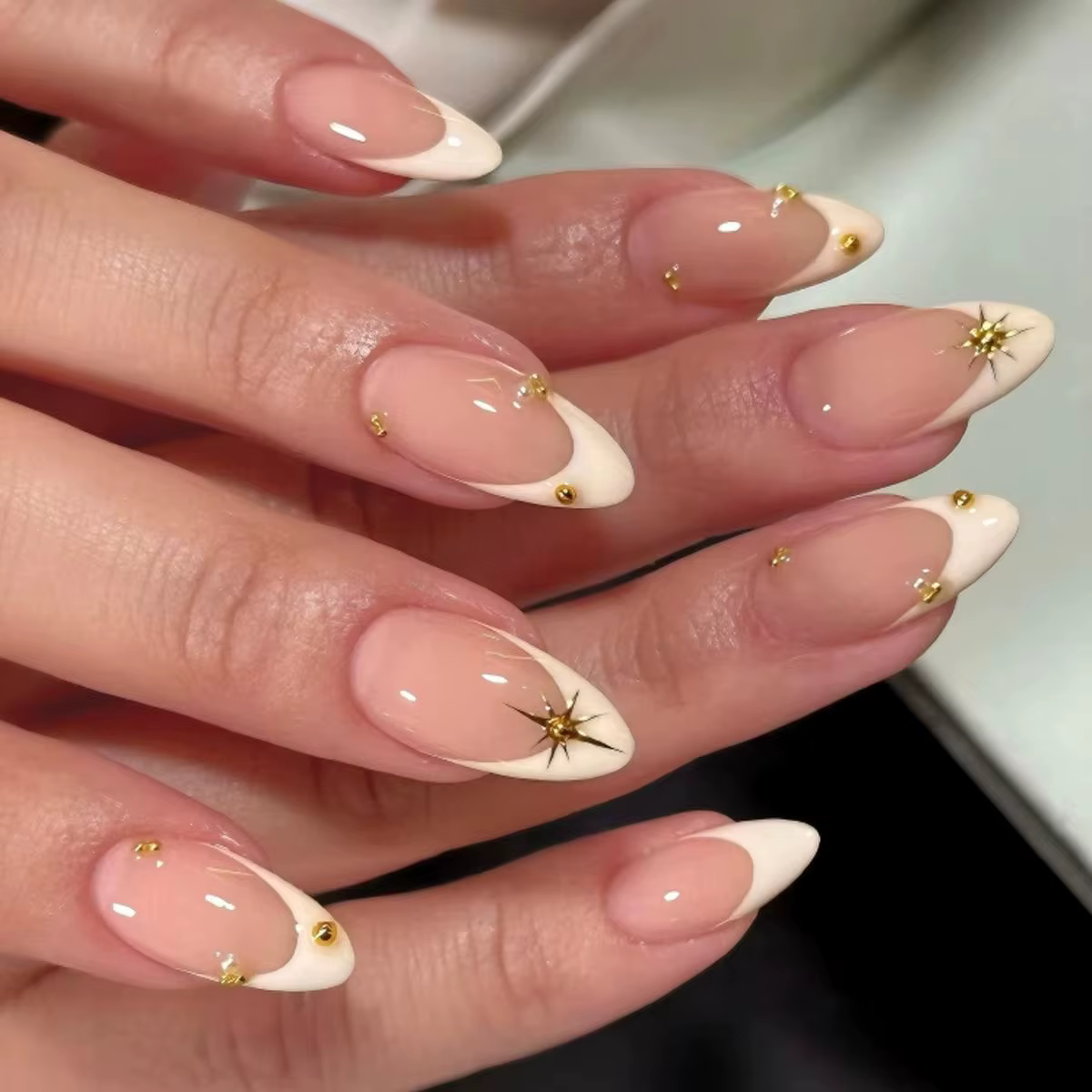Faux ongles à presser détachables