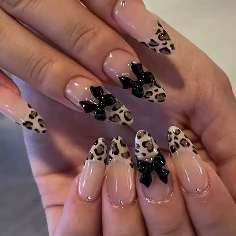 24 faux ongles léopard français autocollants