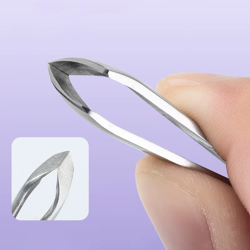 Nouvel outil de manucure Hangnail Squeeze And Snip pour retirer les ongles incarnés