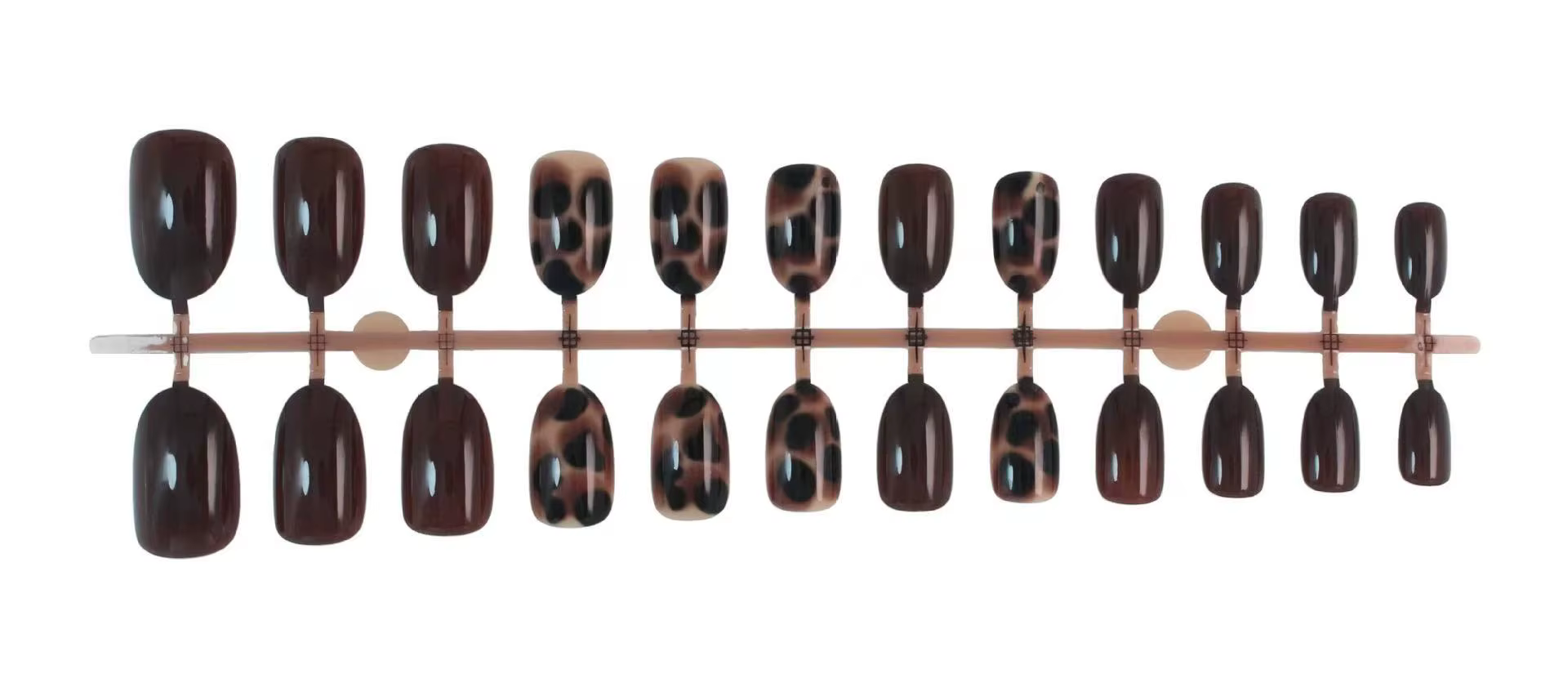 24 pièces – Kit d'ongles ovales marron foncé à motif léopard texturé écaille de tortue – Autocollants pour ongles haut de gamme – La beauté de la nature sauvage