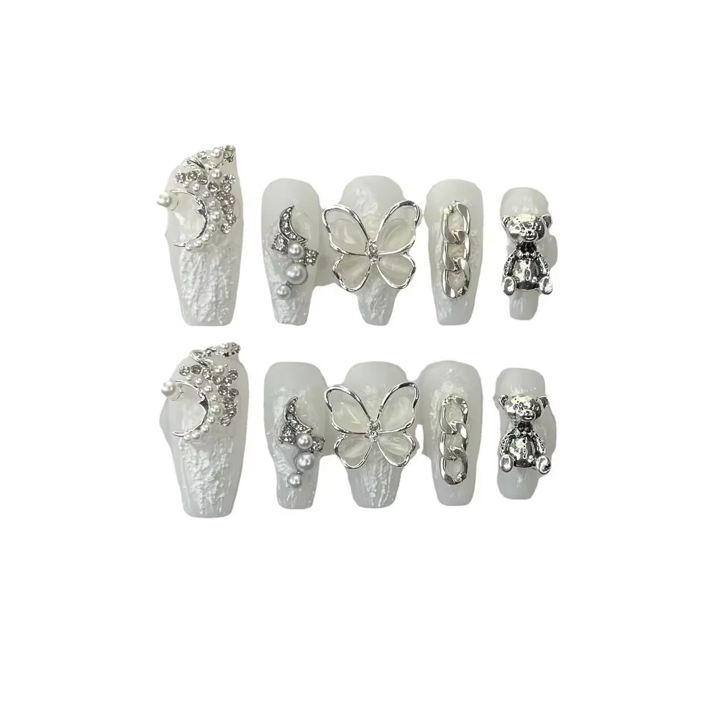 Faux ongles en cristal laiteux