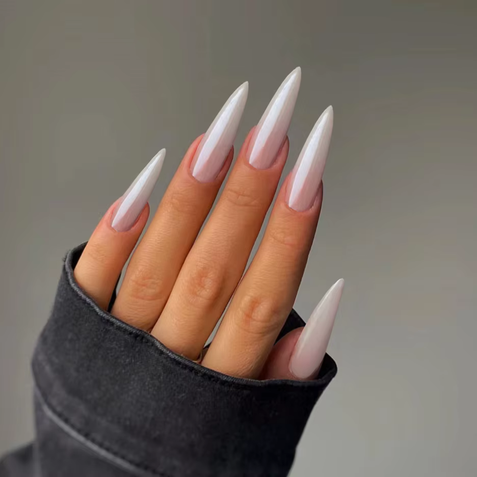 Faux ongles aiguilles longs en acrylique blanc
