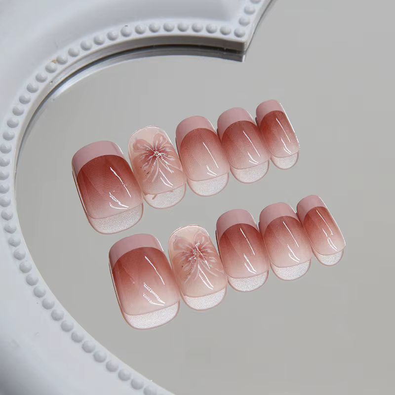 Faux ongles courts carrés à presser
