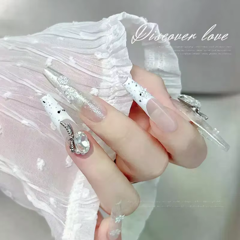Flocons de neige hiver ongles paillettes scintillantes