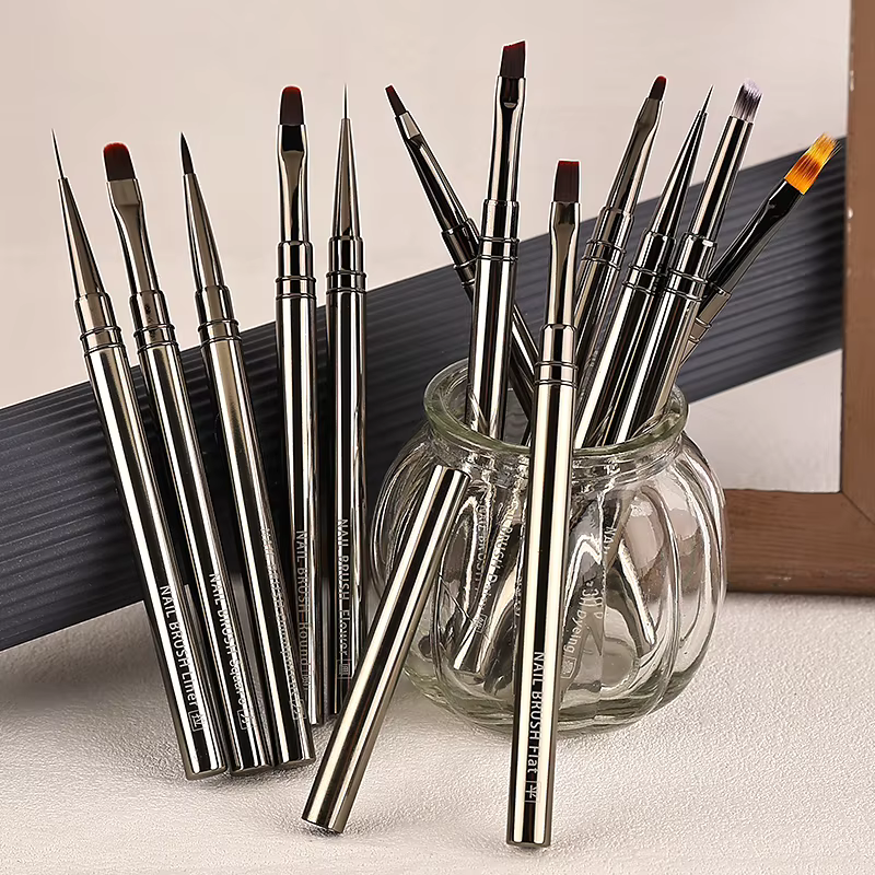 Brosse Simple pour amélioration des ongles