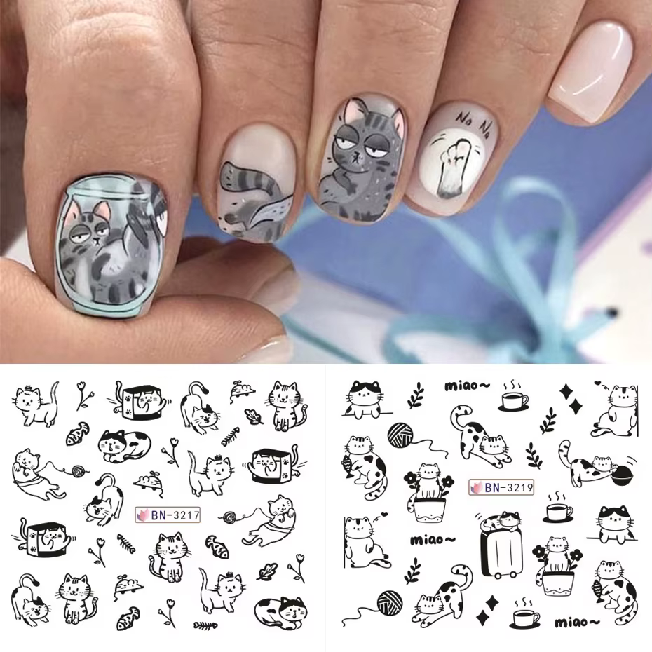 Autocollants à l'eau pour ongles chat noir