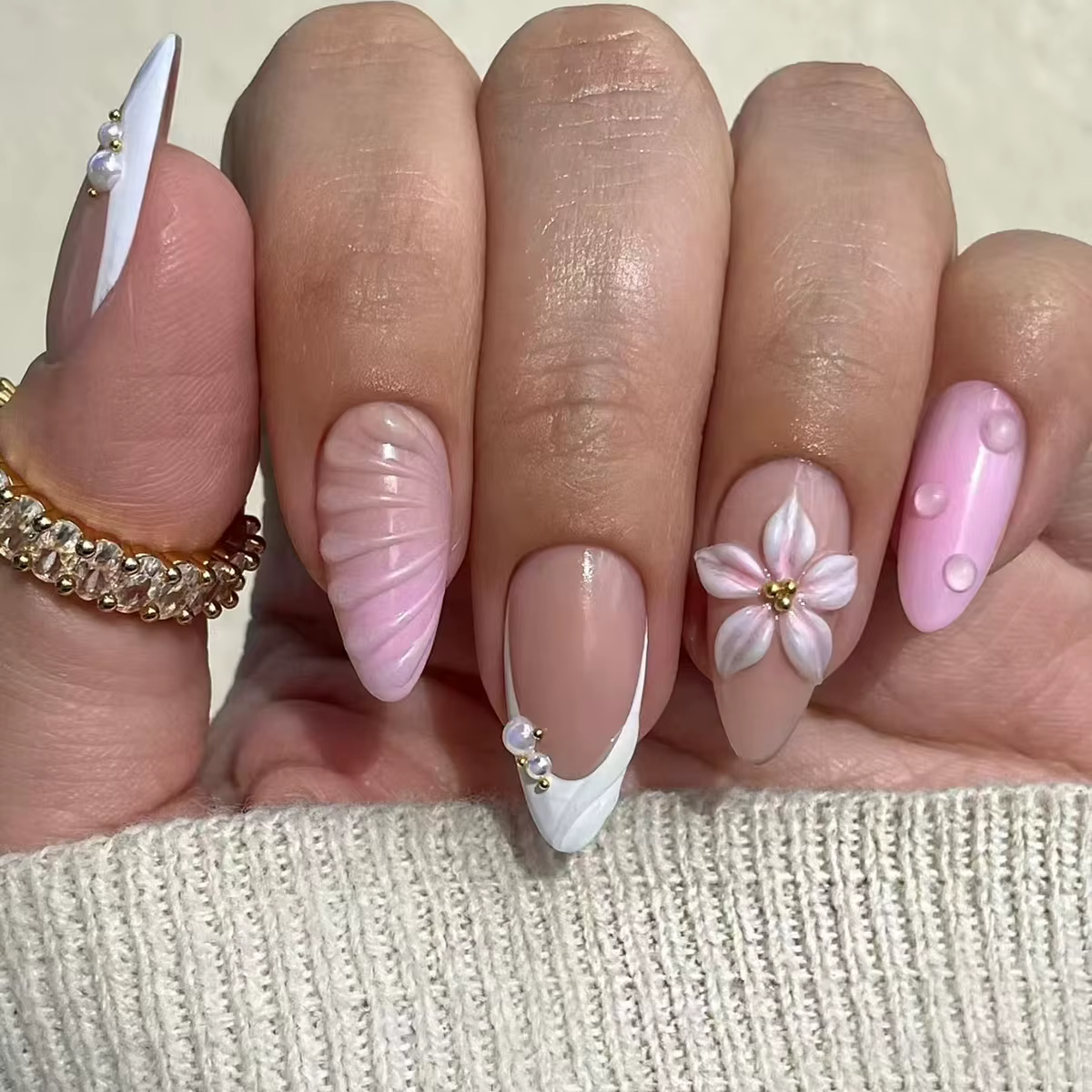 24 pièces amande dorée presse sur ongles faux