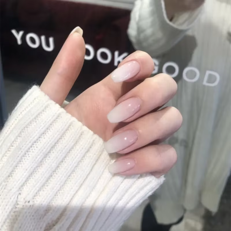 Lot de 24 faux ongles à presser
