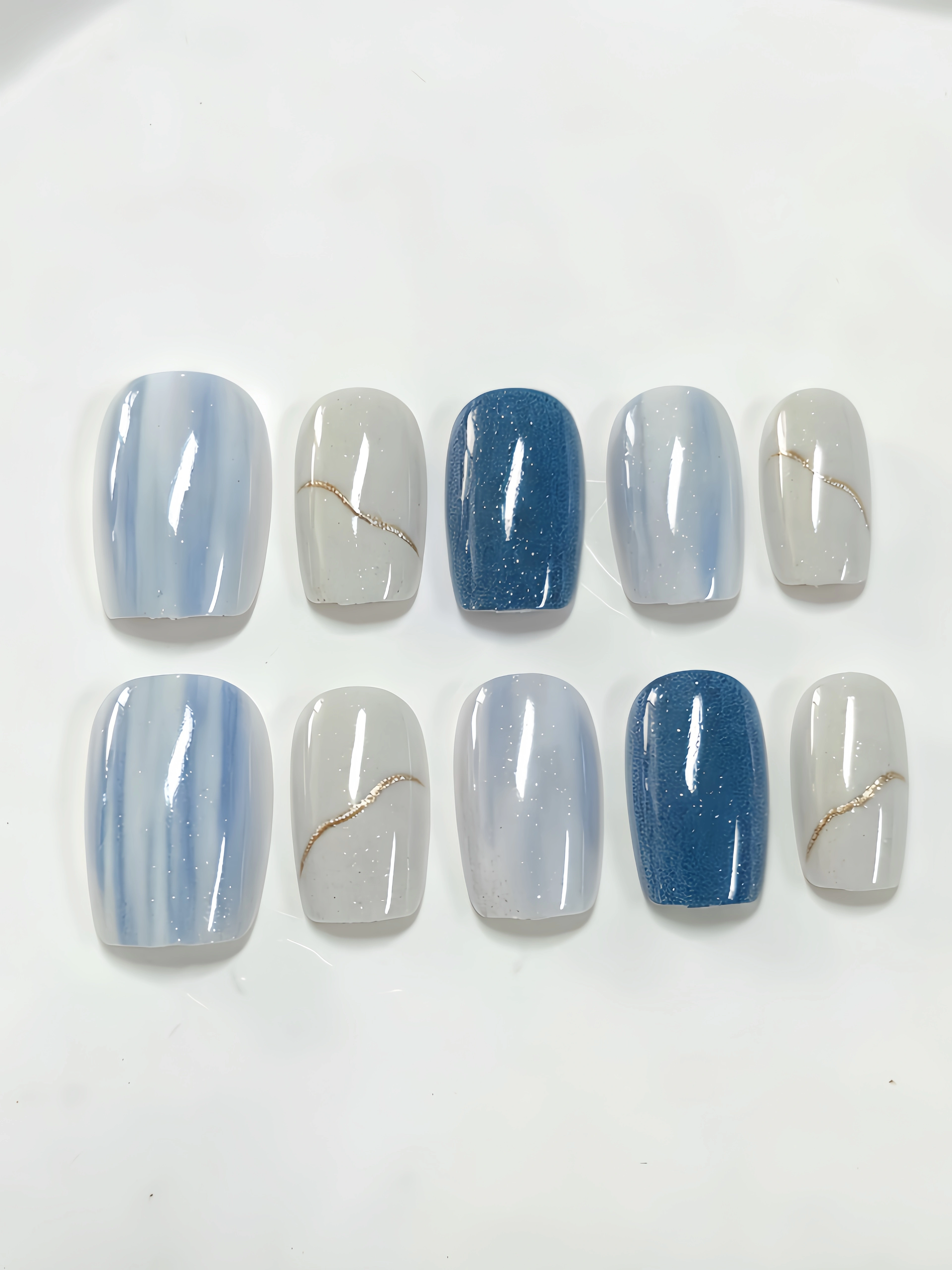 10 faux ongles carrés courts