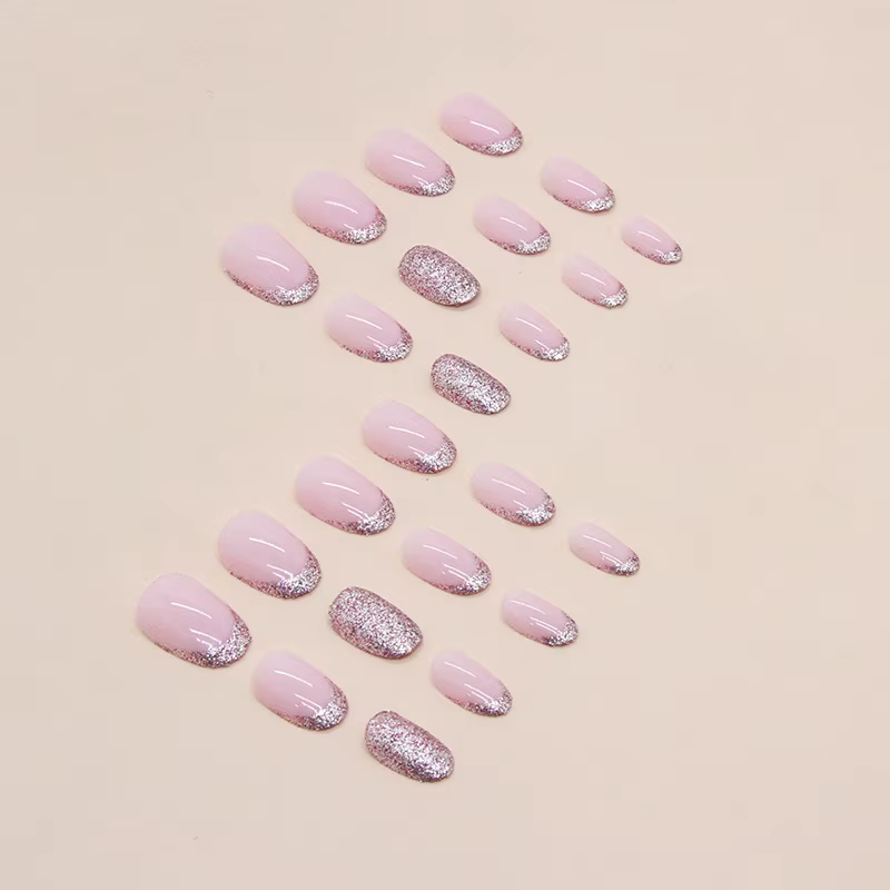 24 faux ongles élégants rose nude or rose pailleté
