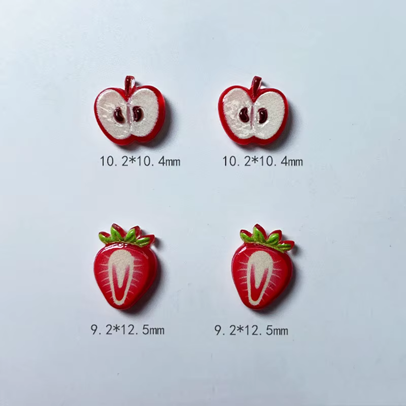 Momme ou Berry- Kiyomi coupe fruits rouges accessoire pour ongles Kawaii dessin animé pomme fraise résine décors