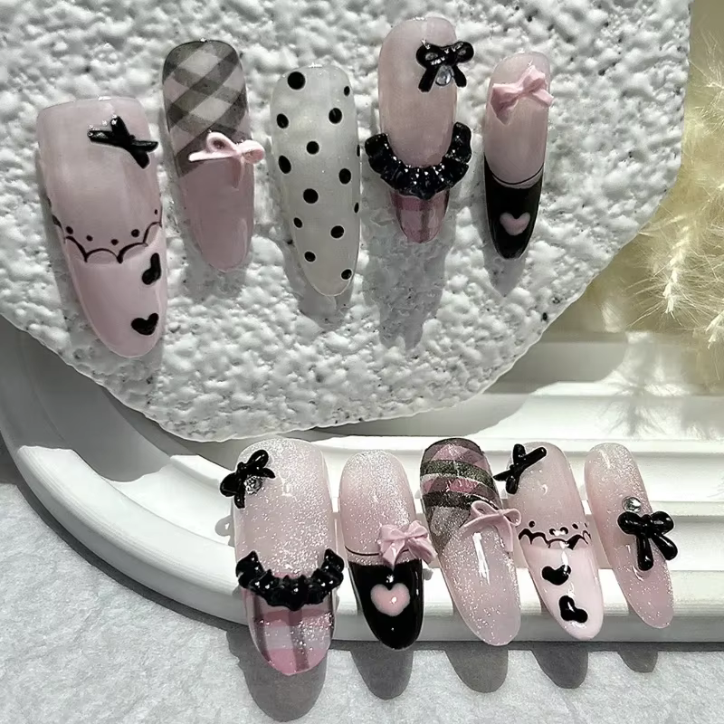 Noir rose doux français amande presse à la main sur les ongles grille à pois amour jupe Ballet faux