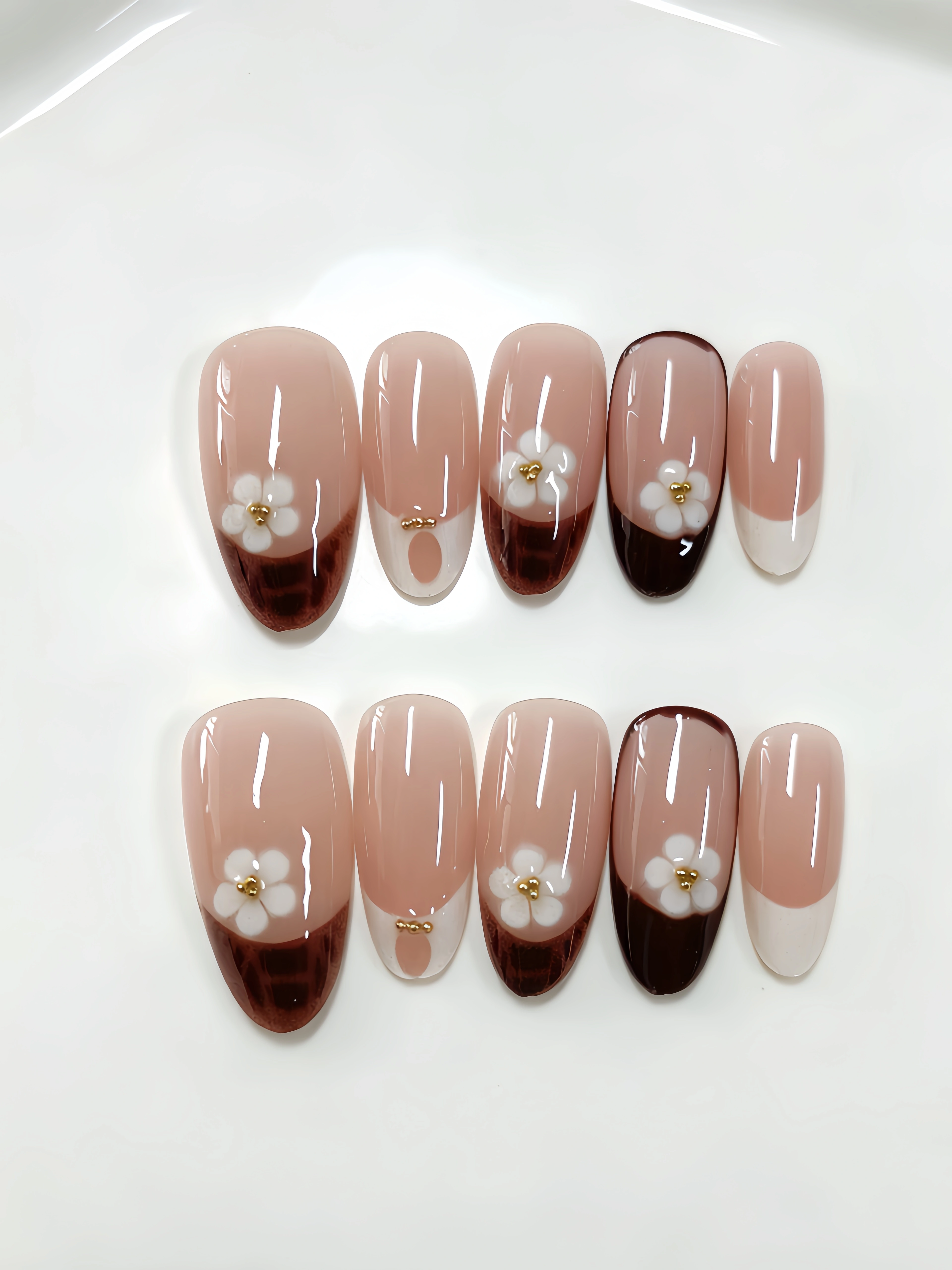 10 faux ongles courts en forme d'amande