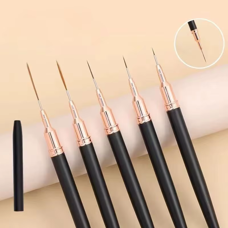 Ensemble de pinceaux ultra-fins japonais