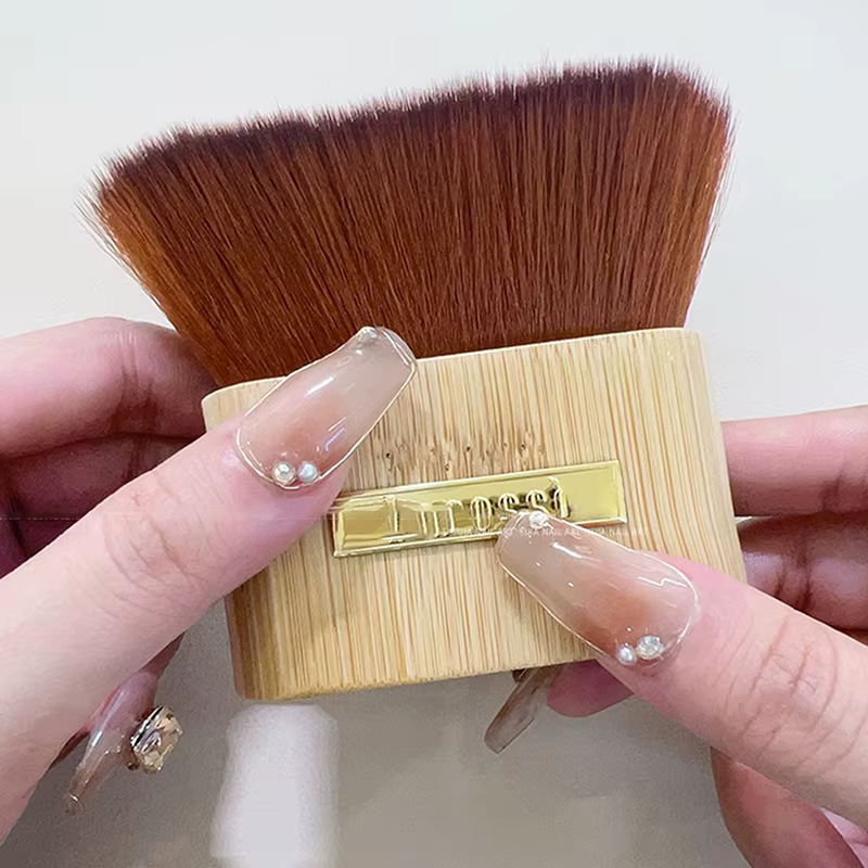Brosse de nettoyage douce pour outils de nail art