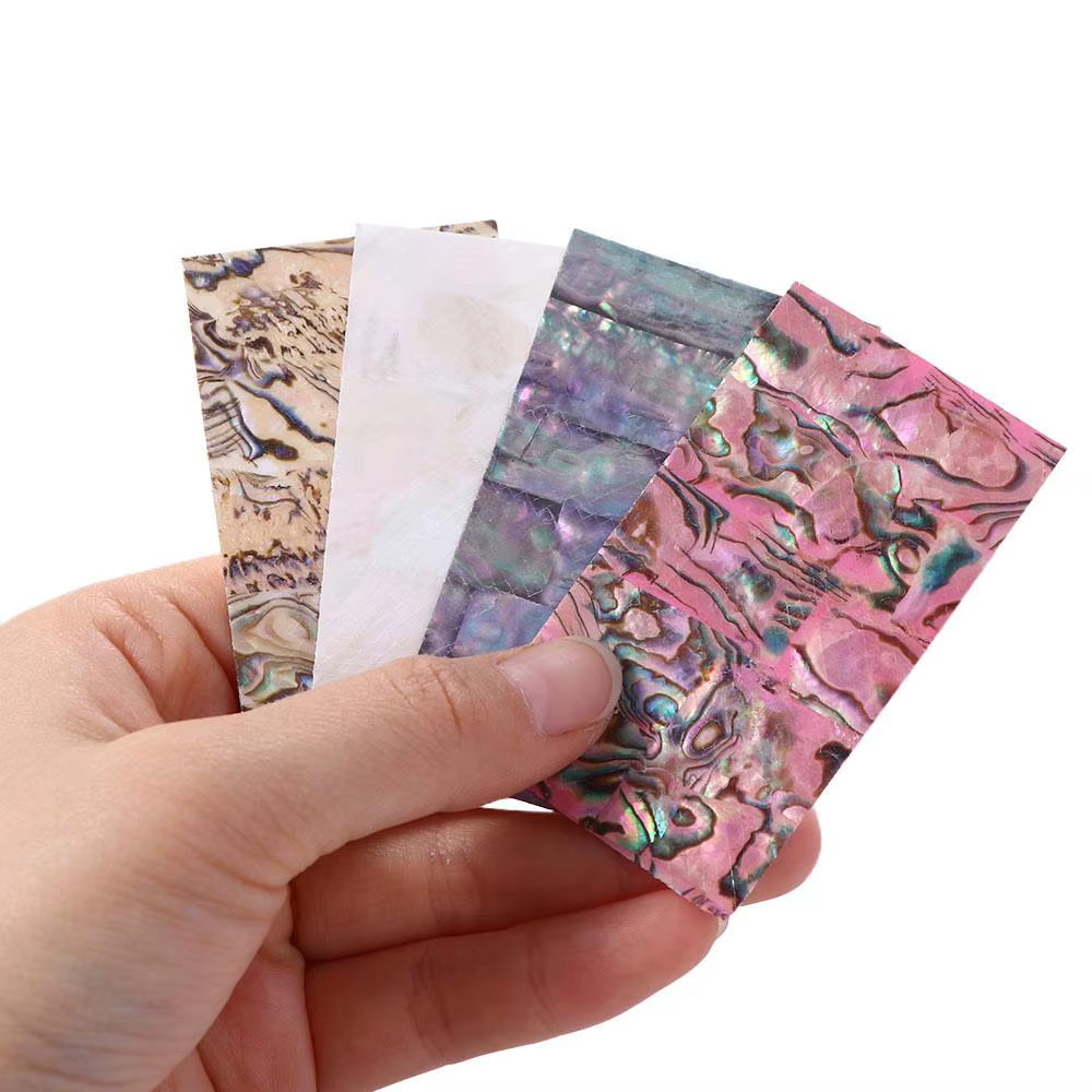 Feuilles d'ongles scintillantes pour manucure