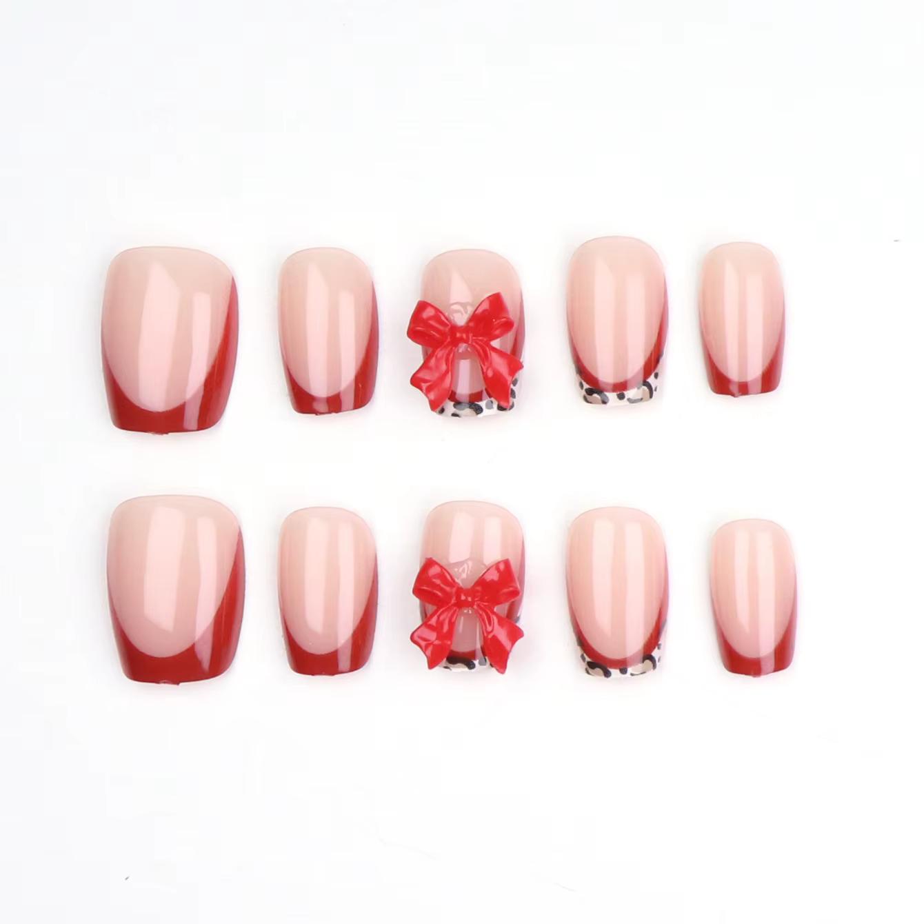 Faux ongles carrés courts avec Relief imprimé léopard