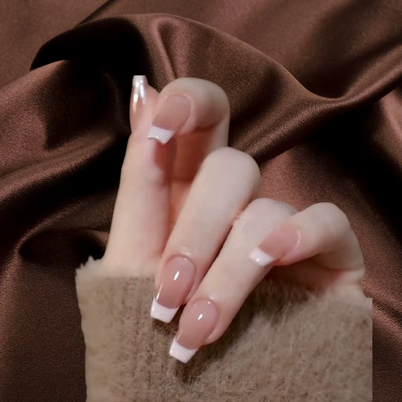 Accessoires pour vernis à ongles en cristal satiné