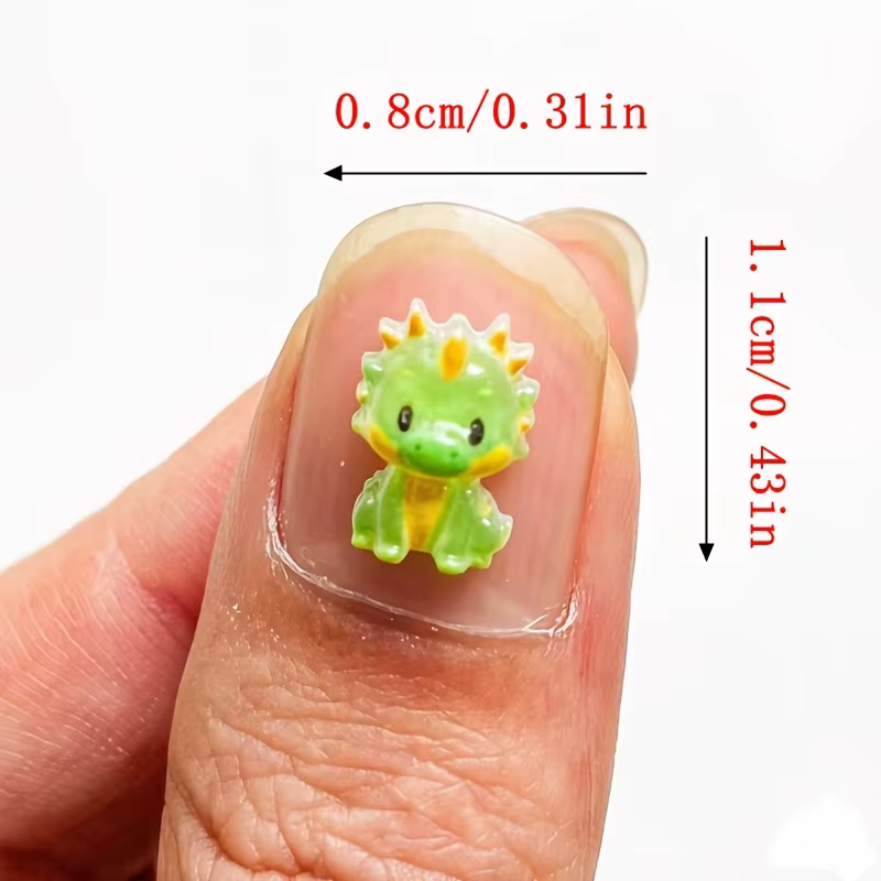 20 accessoires mignons pour ongles en forme de dessins animés
