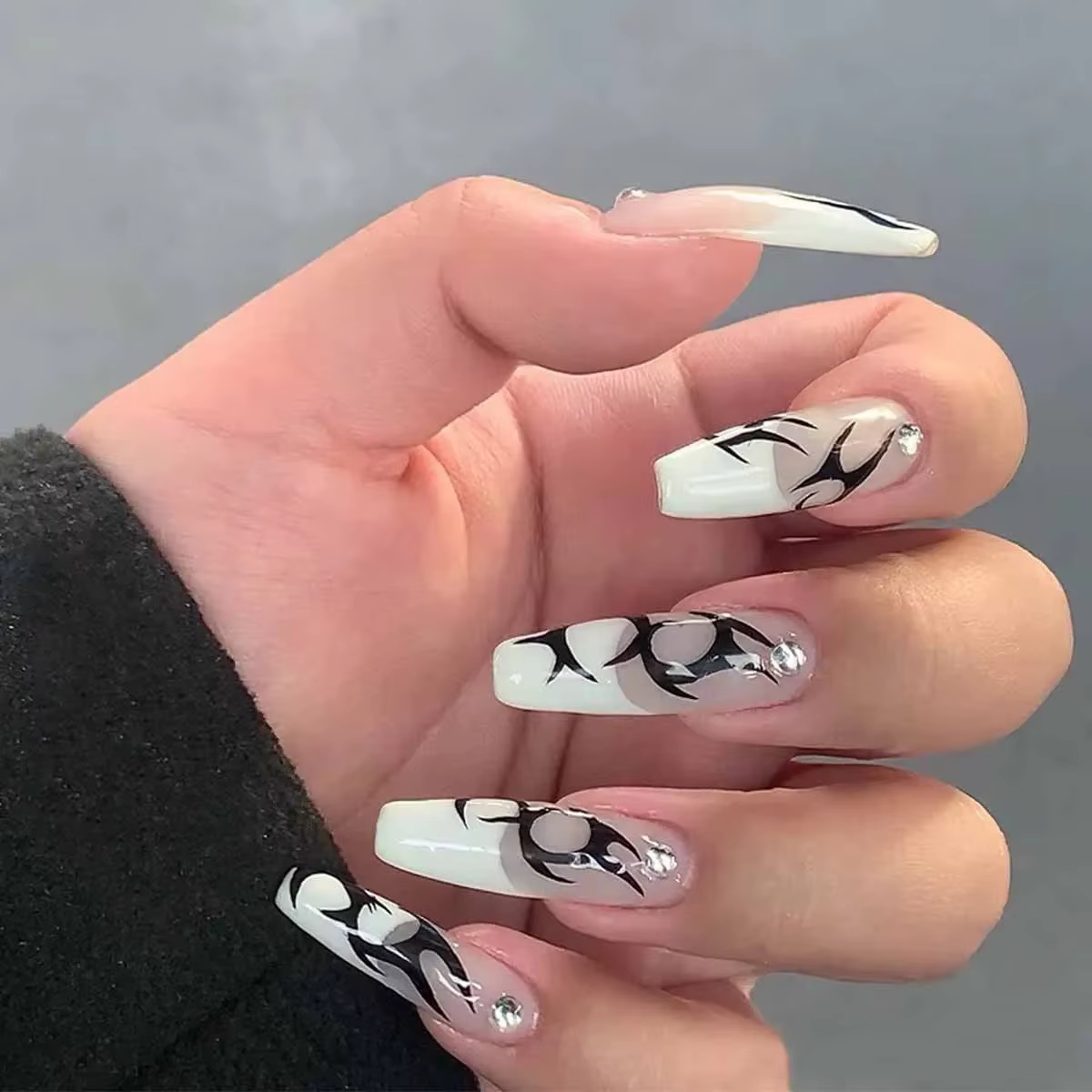 Faux Ongles Français N64.avec Pointes de Diamants