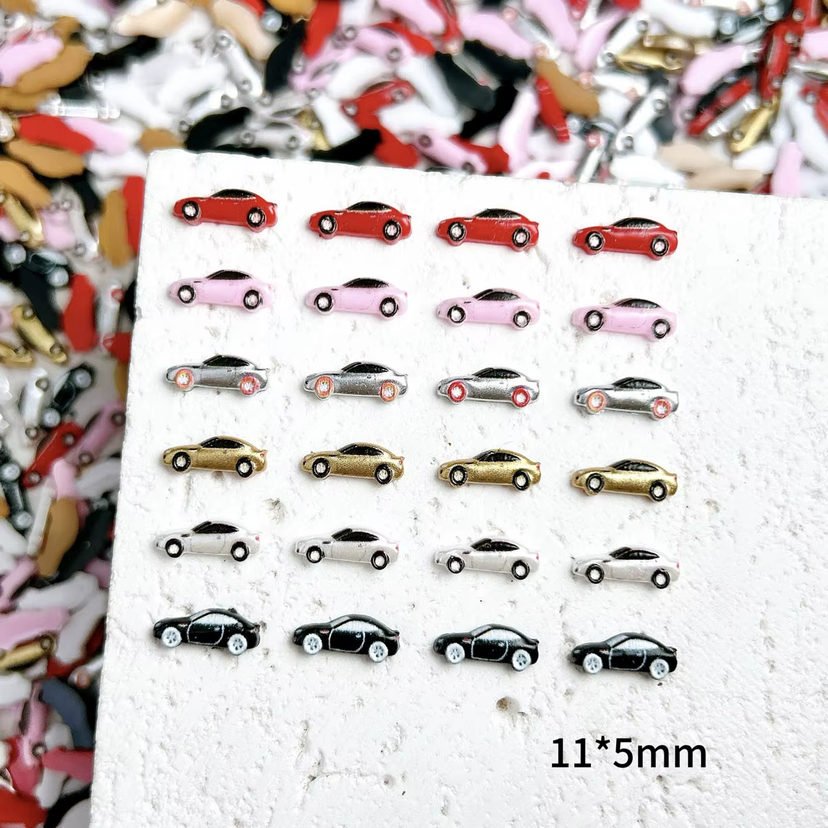 Breloques colorées pour Nail Art de voiture