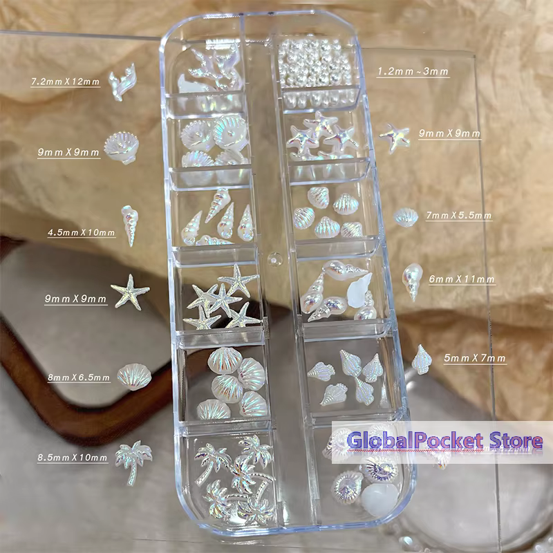 Boîte de 12 compartiments – Breloques d'ongles bleues et blanches en forme de coquillages