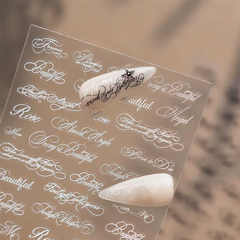 Autocollants pour ongles en lettres anglaises noires et blanches