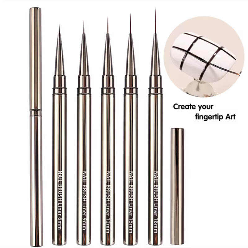 Pinceaux pour revêtement d'ongles