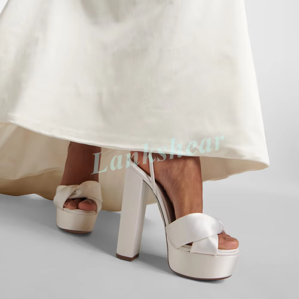 Sandales à plateforme en satin blanc pour femmes, à bout ouvert avec détail en satin noué, talon épais élégant, chaussures de mariée pour mariage
