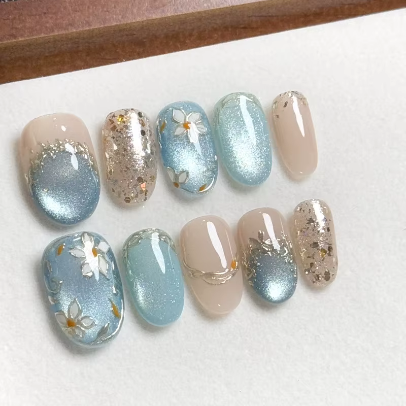 10 pièces Faux ongles à presser courts ovales