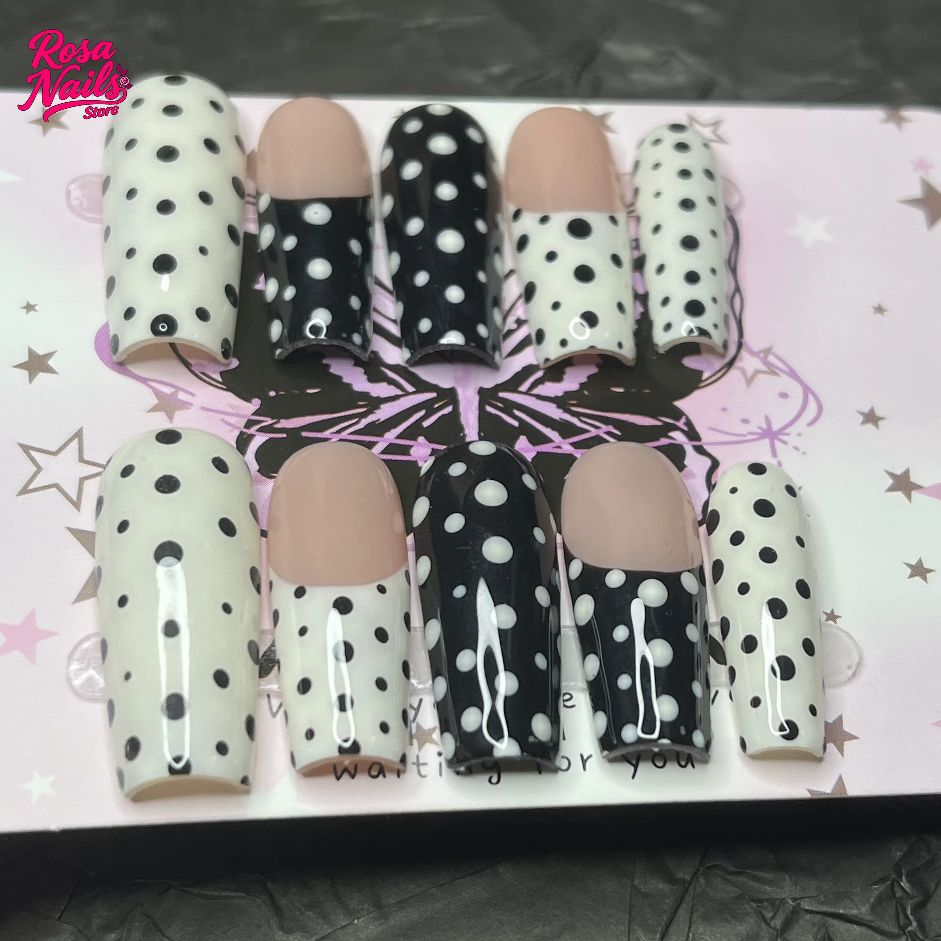 Ensemble de presse sur ongles à pois Pressons noir et blanc