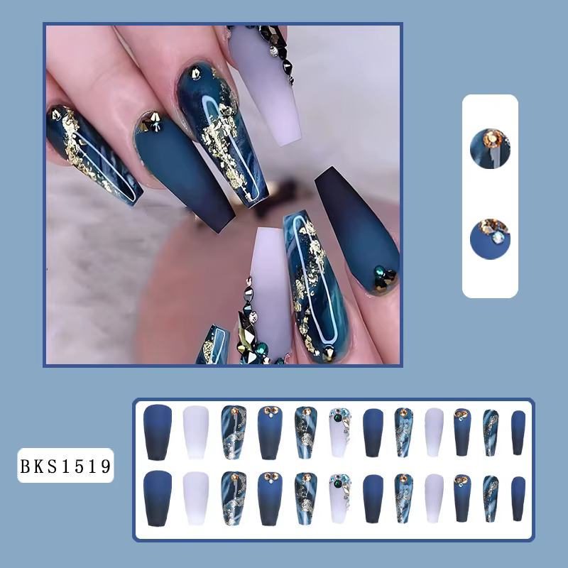 Presse à pointe française sur les ongles longs cercueil faux