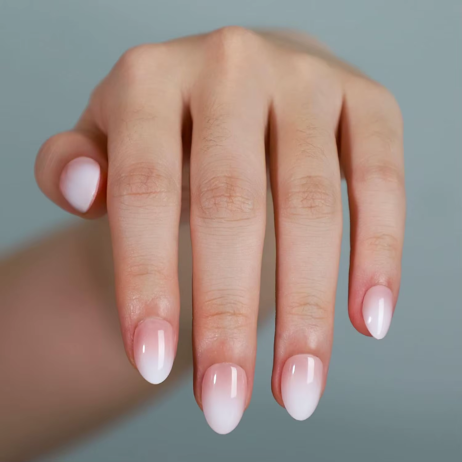 120 faux ongles ovales moyens rose ombré minimalistes