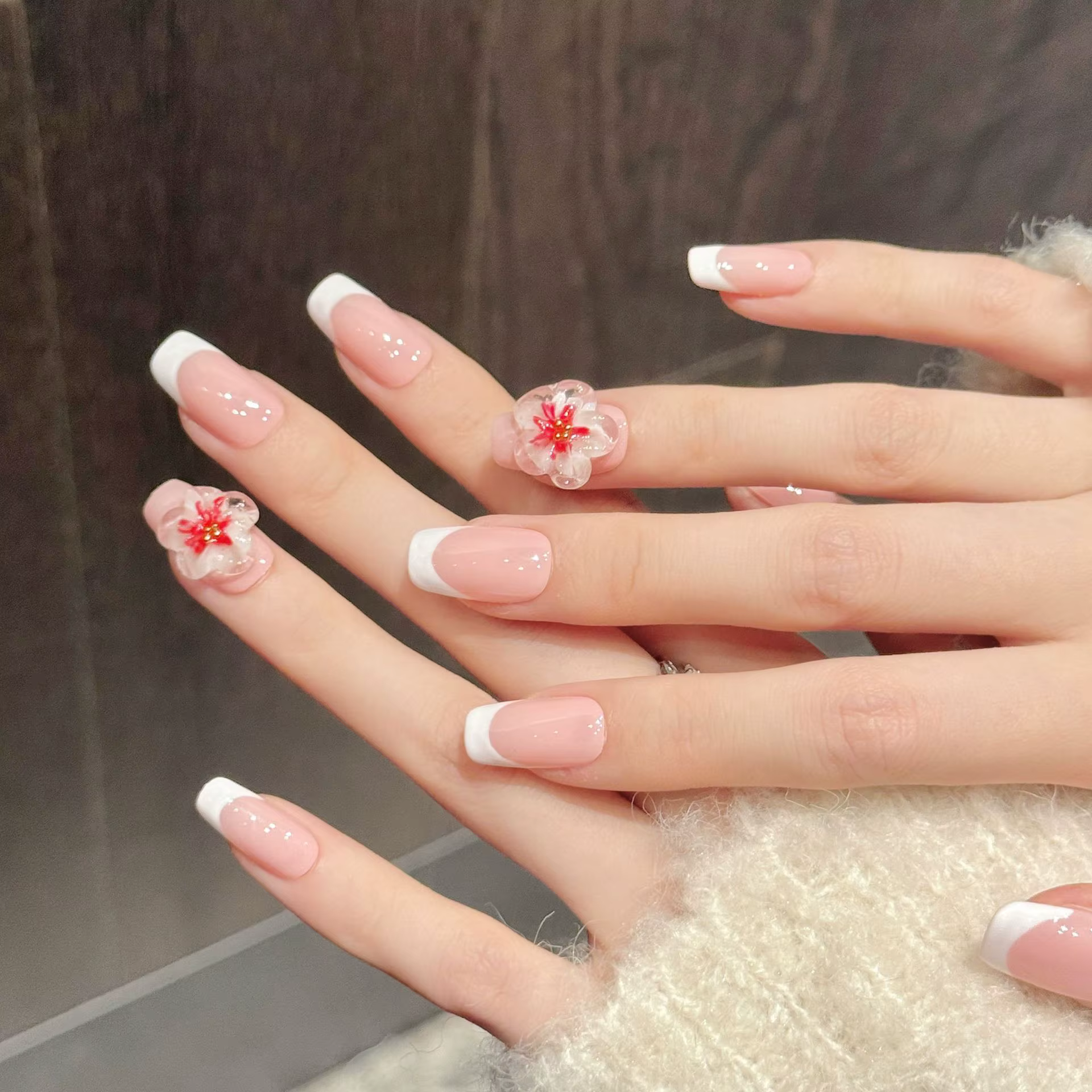 10 faux ongles en forme de cercueil faits à la main